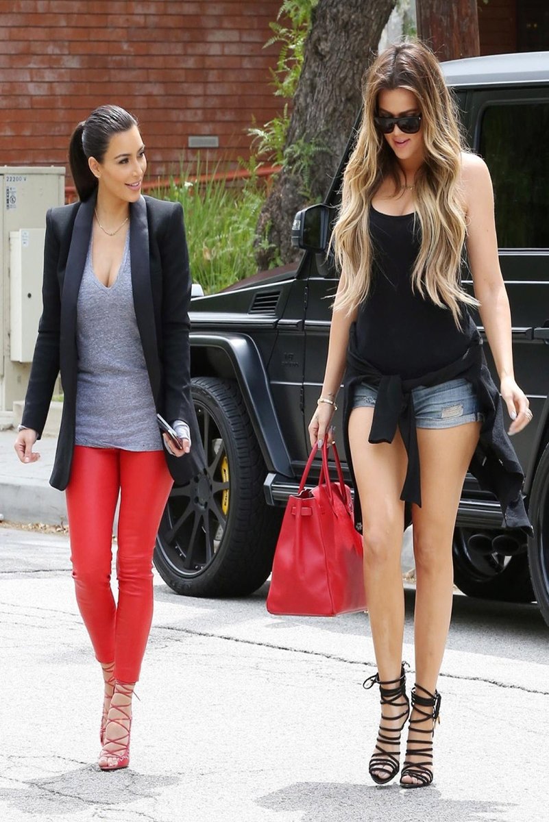 Kim and Khloé Kardashian Decorative Painting (paper and canvas) art poster printing print