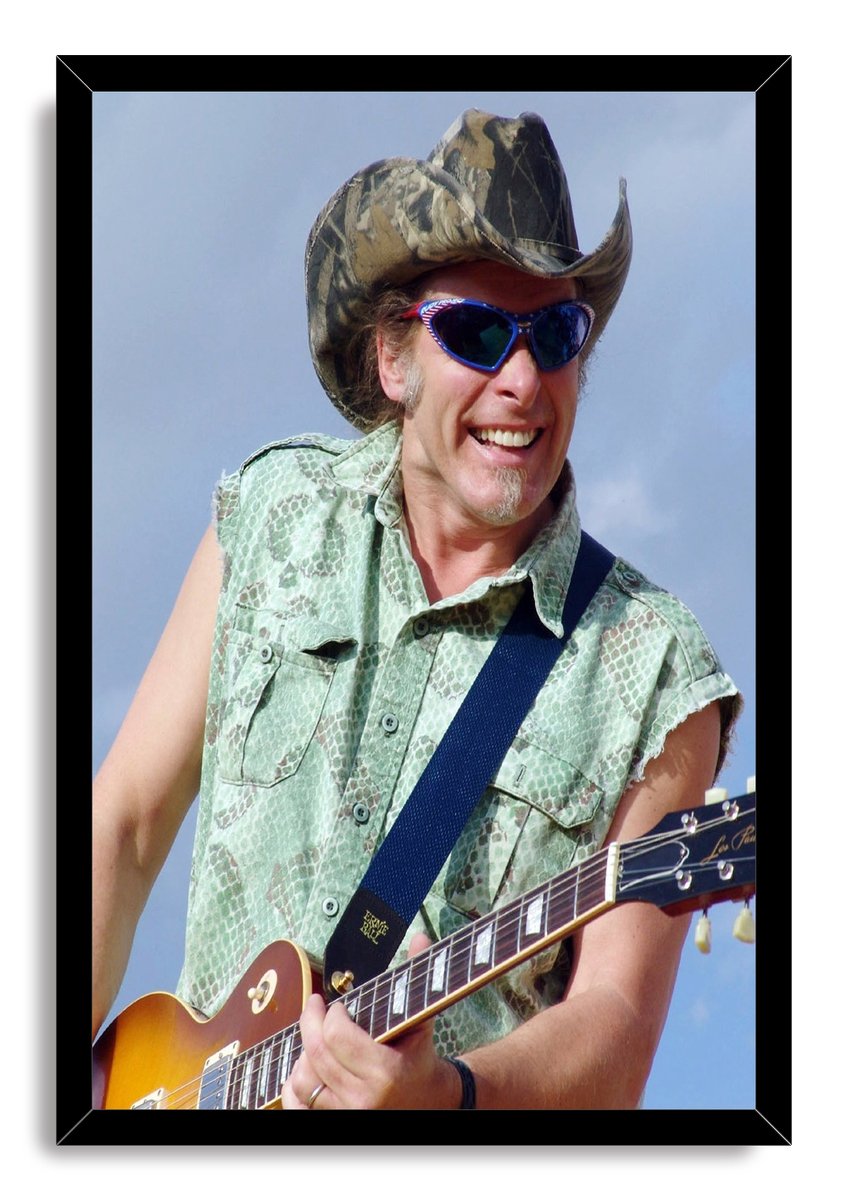 Smiling Guitarist in Cowboy Hat Decorative Painting (paper and canvas) art poster printing print